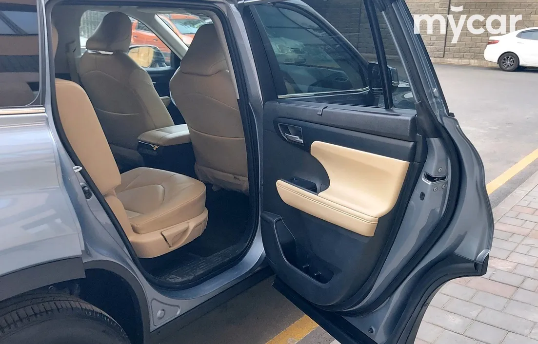 Toyota Highlander 2023