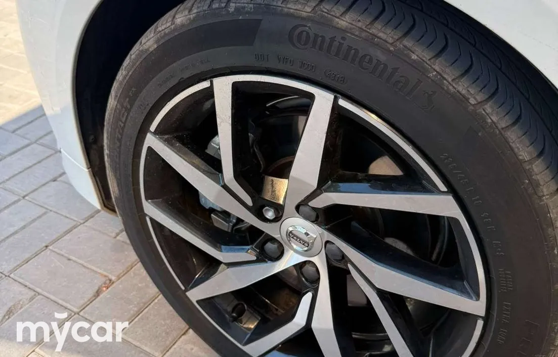 Volvo V60 2020