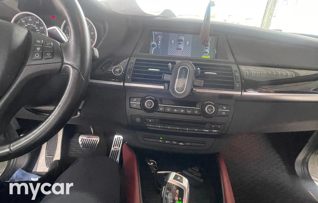 BMW X6 2012