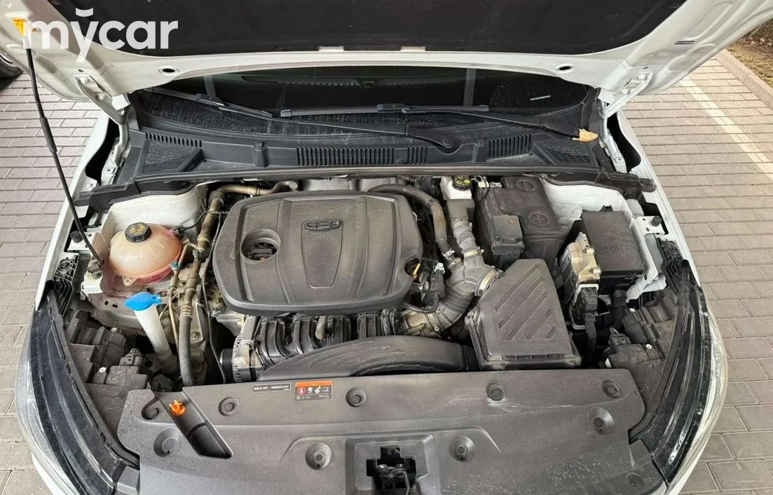 Geely Emgrand 2025