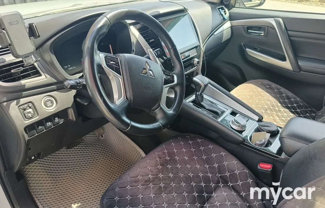 Mitsubishi Montero Sport 2020