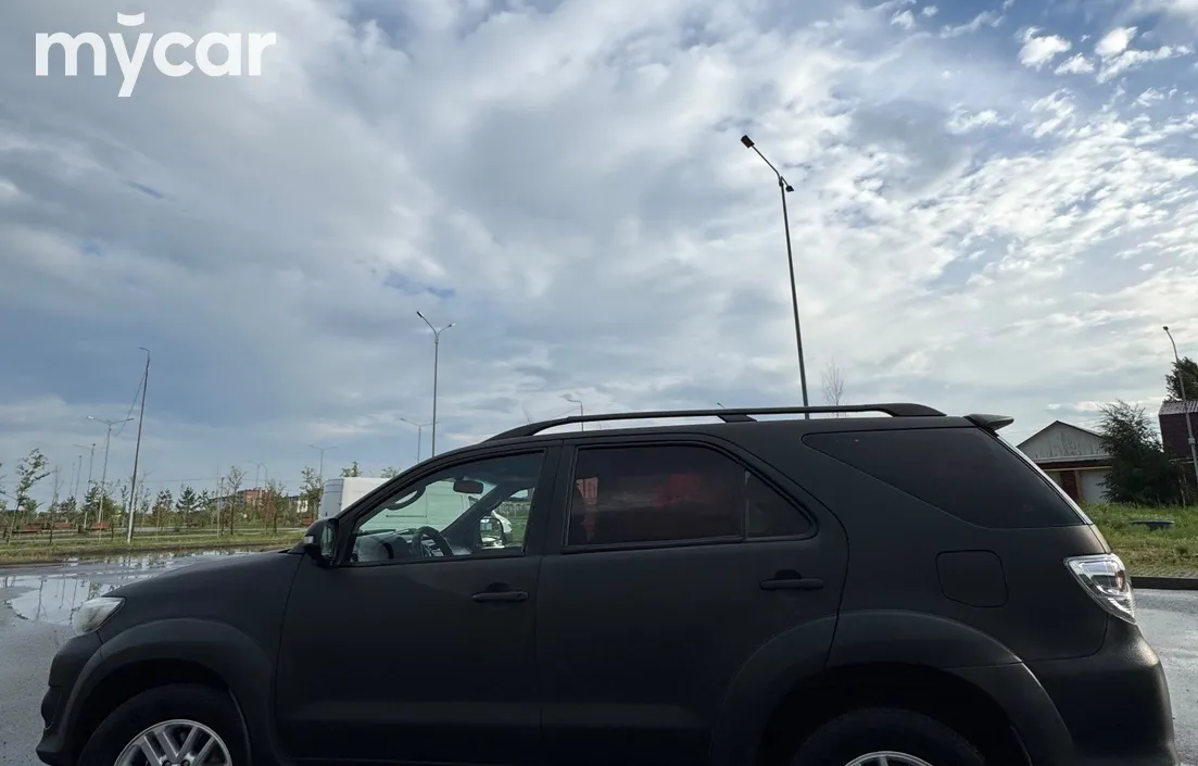 Toyota Fortuner 2014