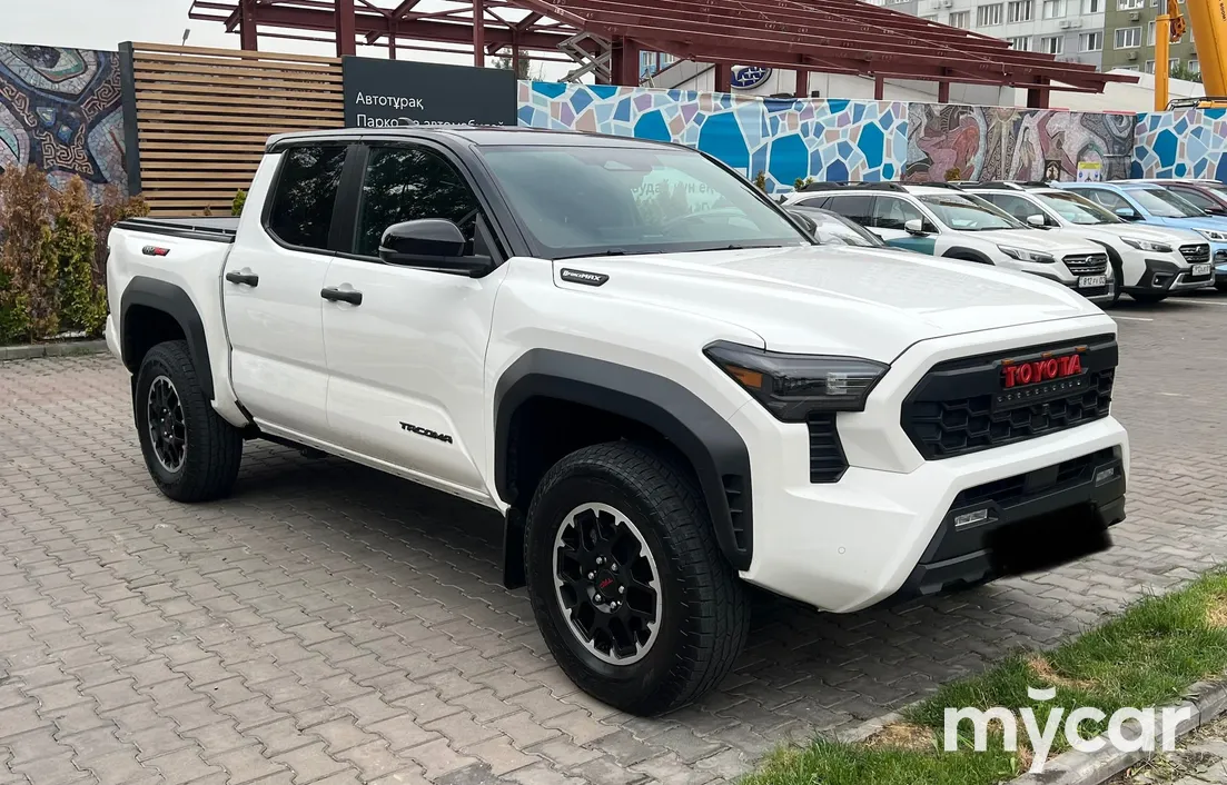 Toyota Tacoma 2024