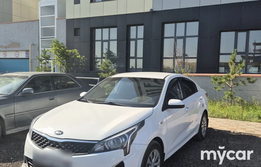 Kia Rio 2021