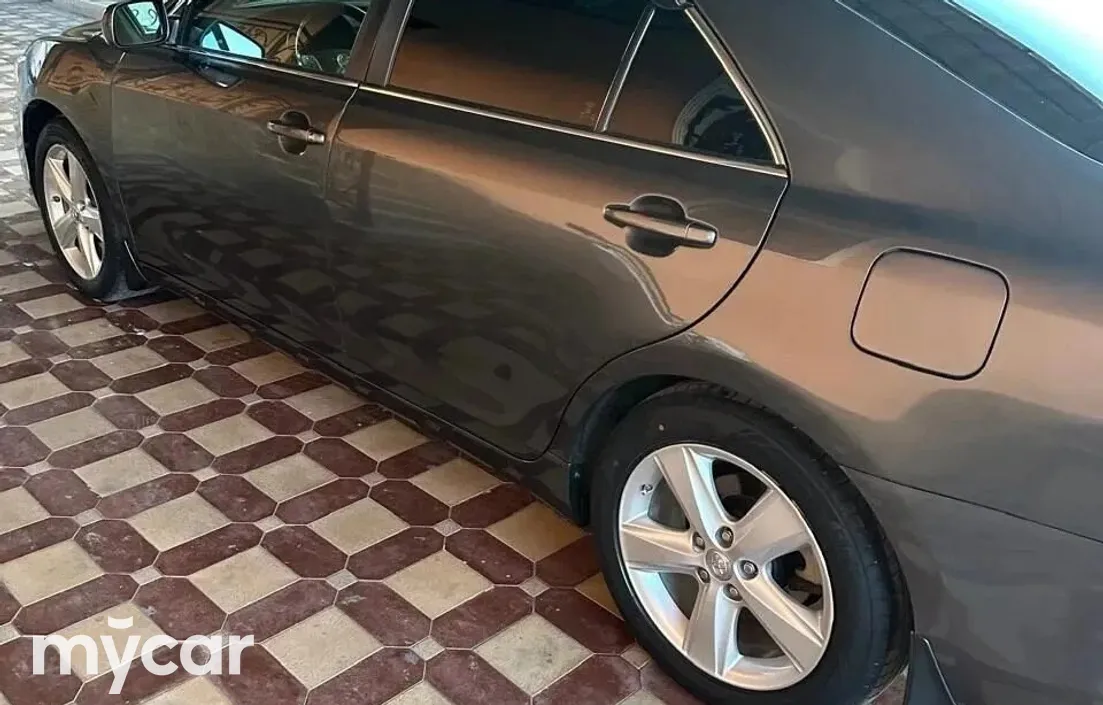Toyota Camry 2010