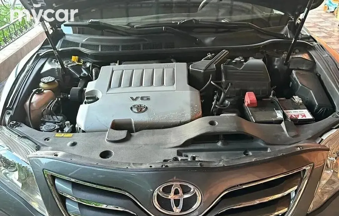 Toyota Camry 2010