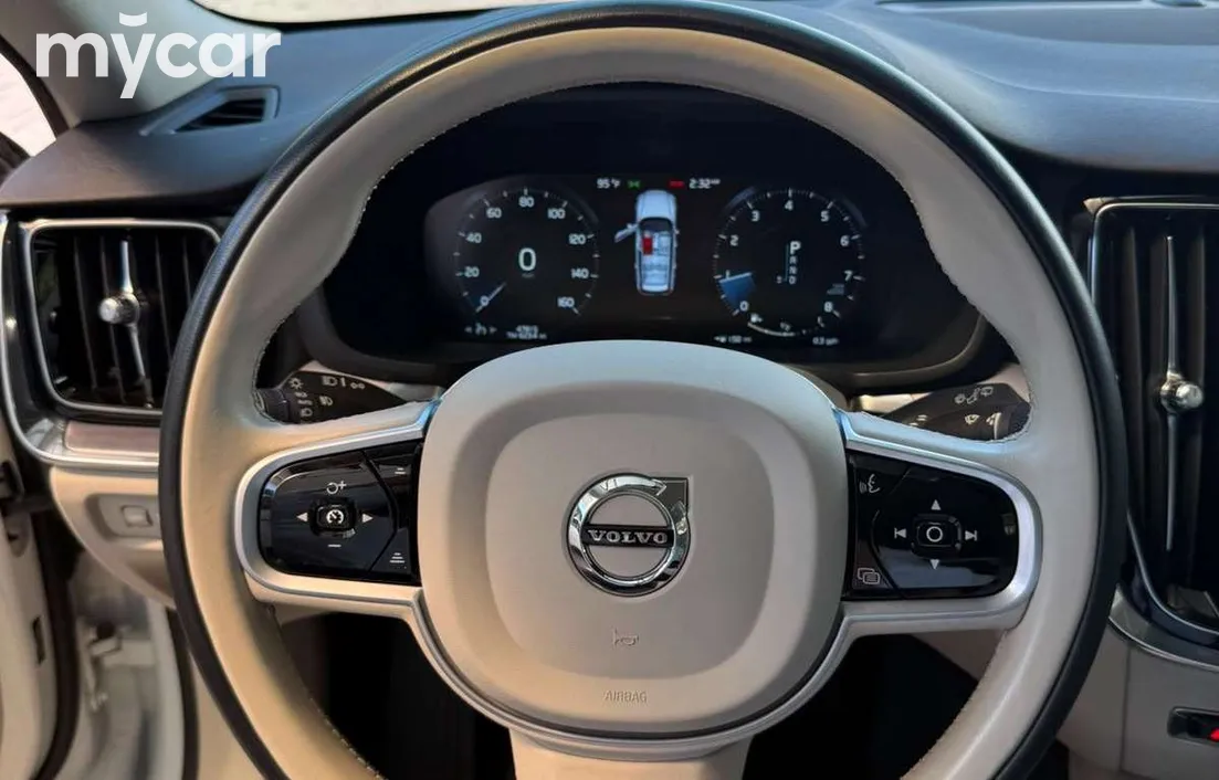 Volvo V60 2020