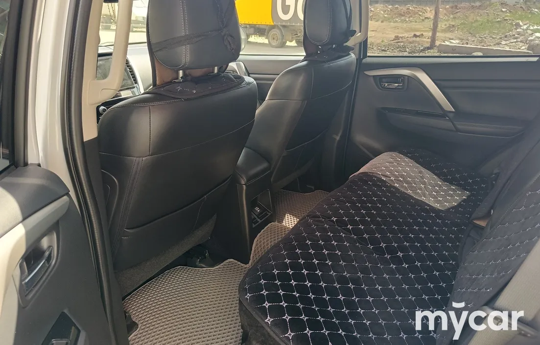 Mitsubishi Montero Sport 2020