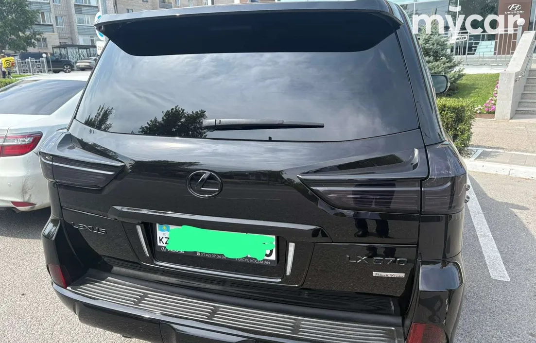 Lexus LX 2019