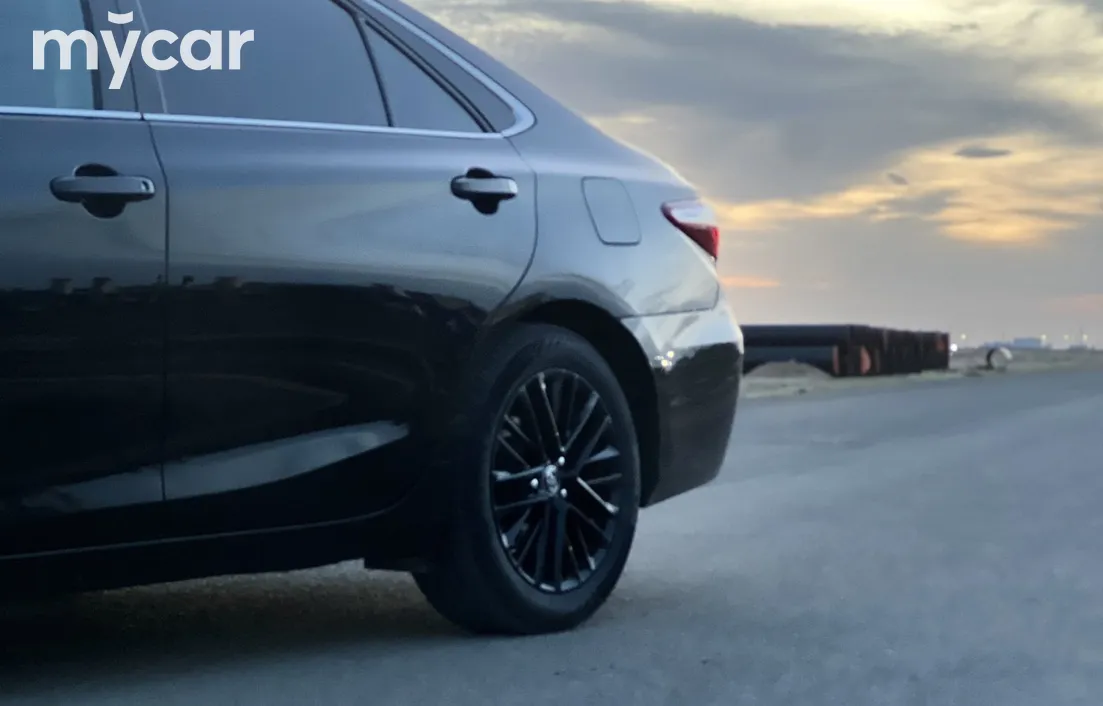 Toyota Camry 2017