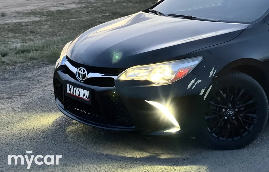 Toyota Camry 2017