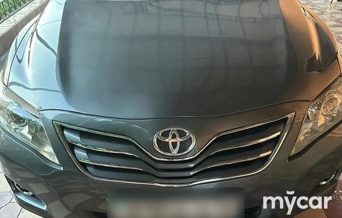 Toyota Camry 2010