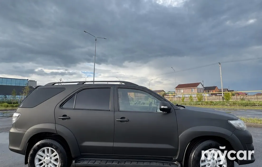 Toyota Fortuner 2014