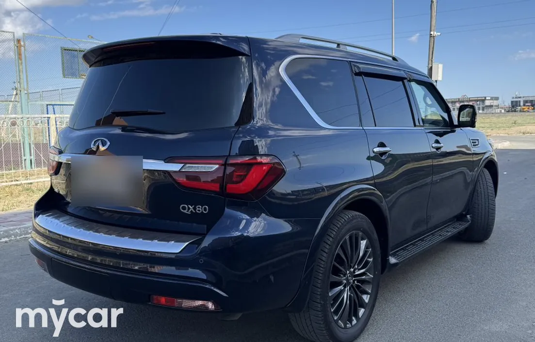 Infiniti QX80 2022