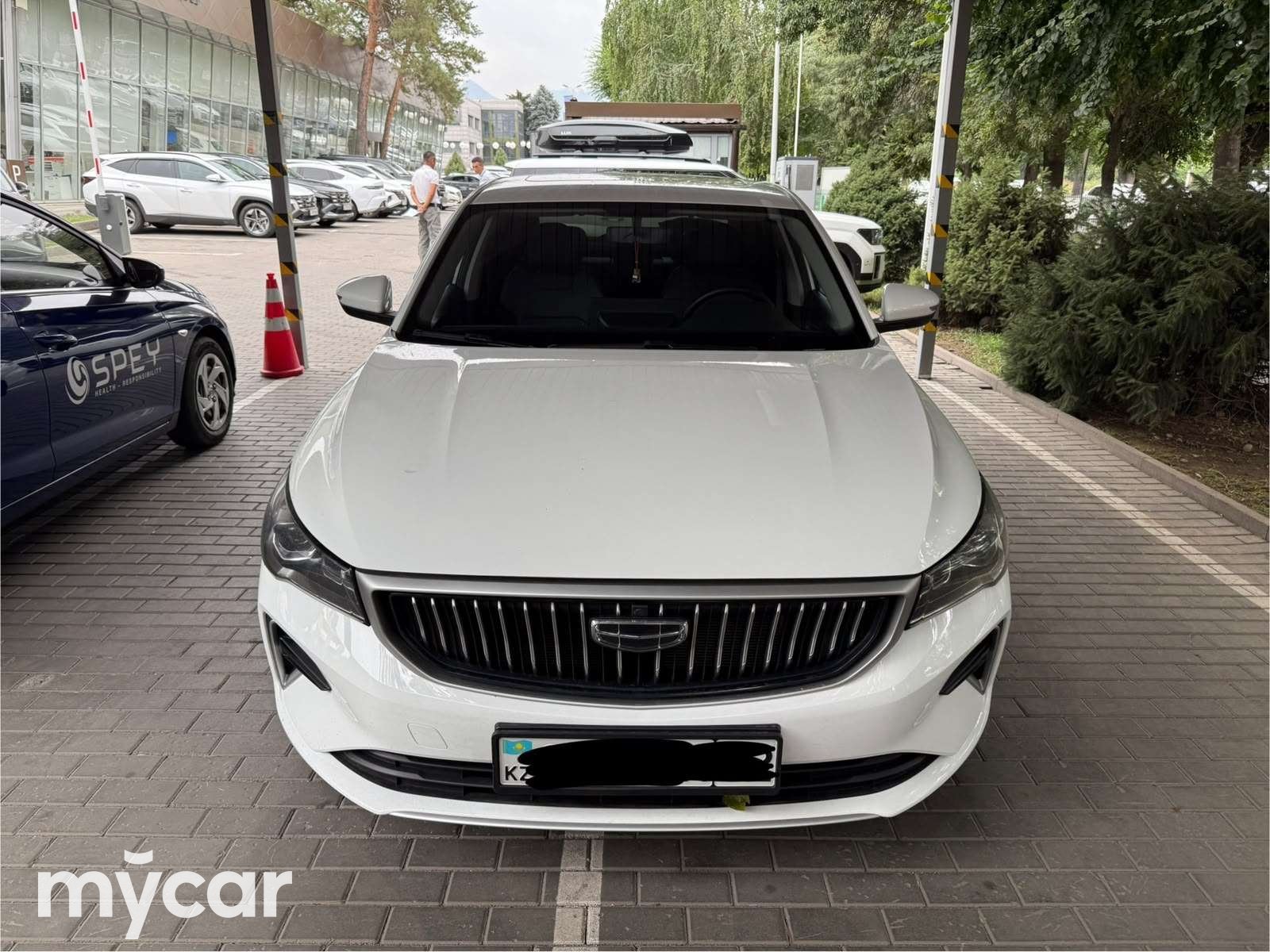 Geely Emgrand 2025