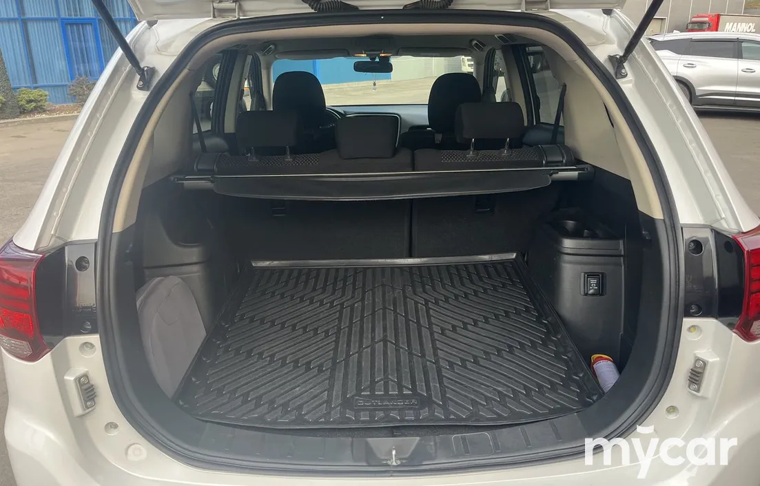 Mitsubishi Outlander 2019