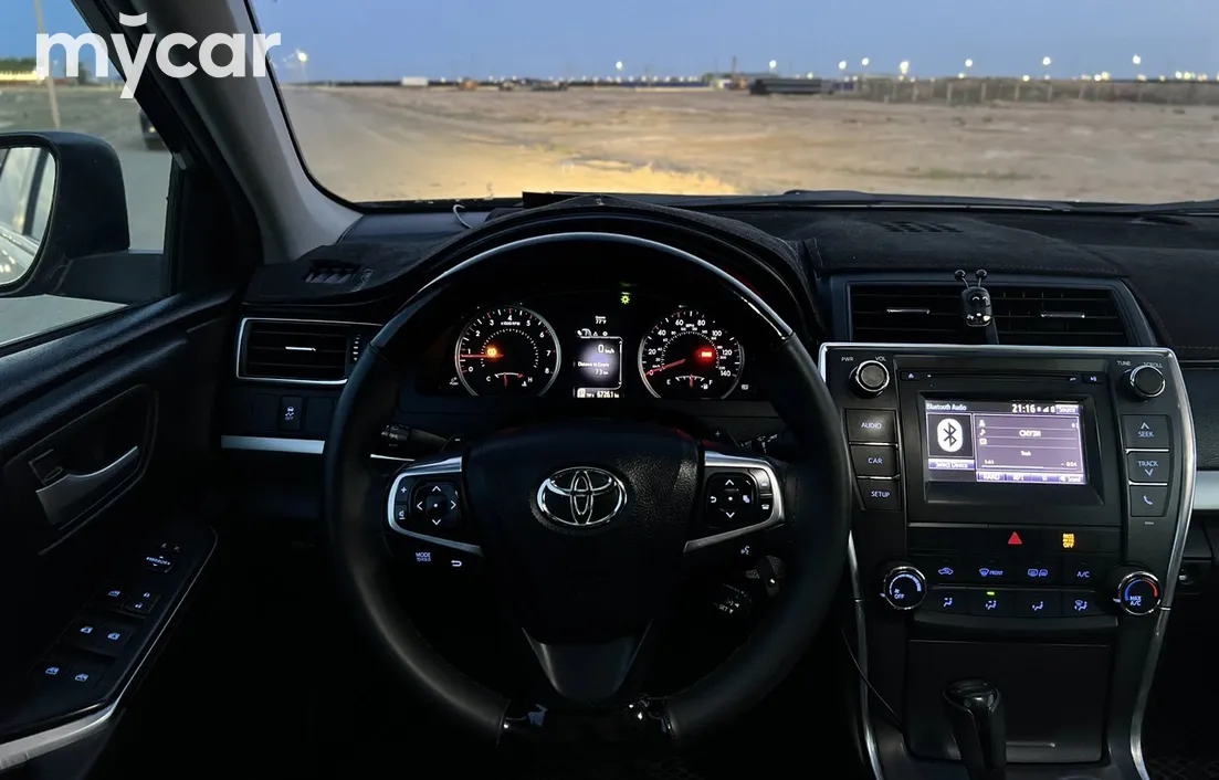 Toyota Camry 2017