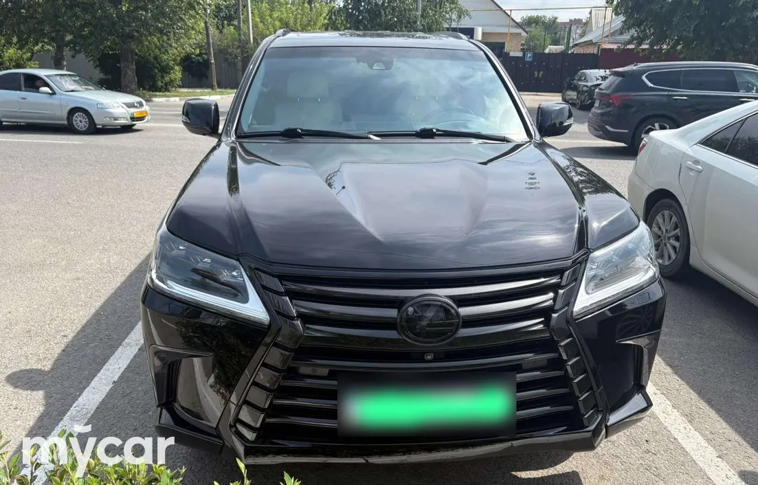 Lexus LX 2019