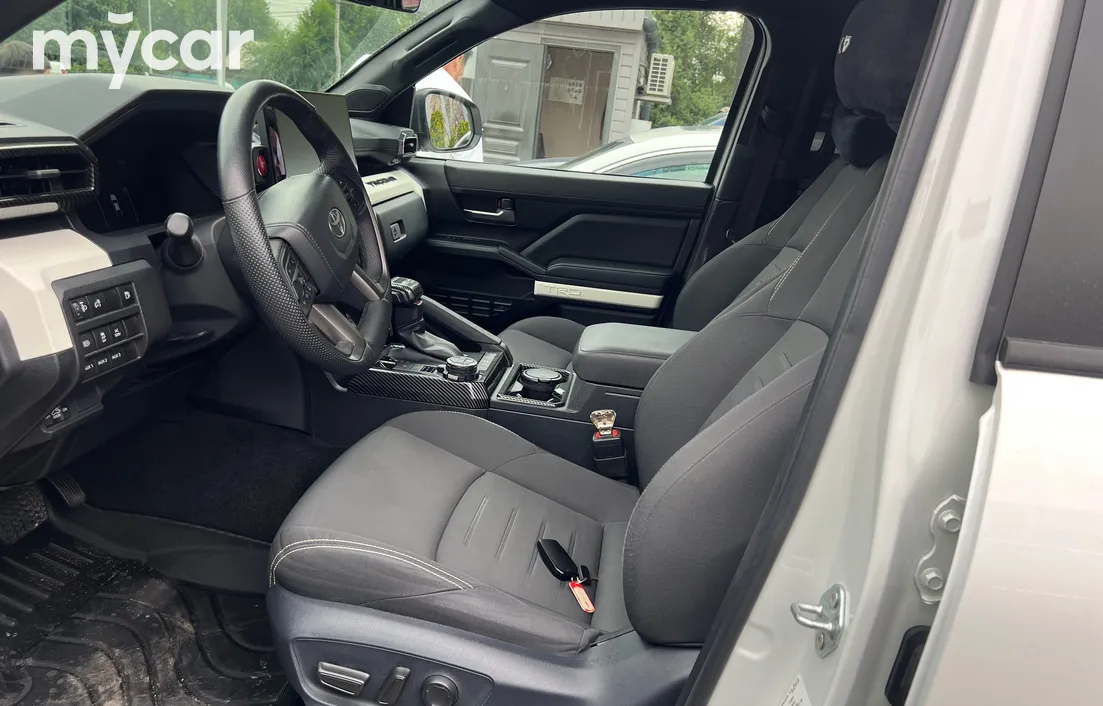 Toyota Tacoma 2024