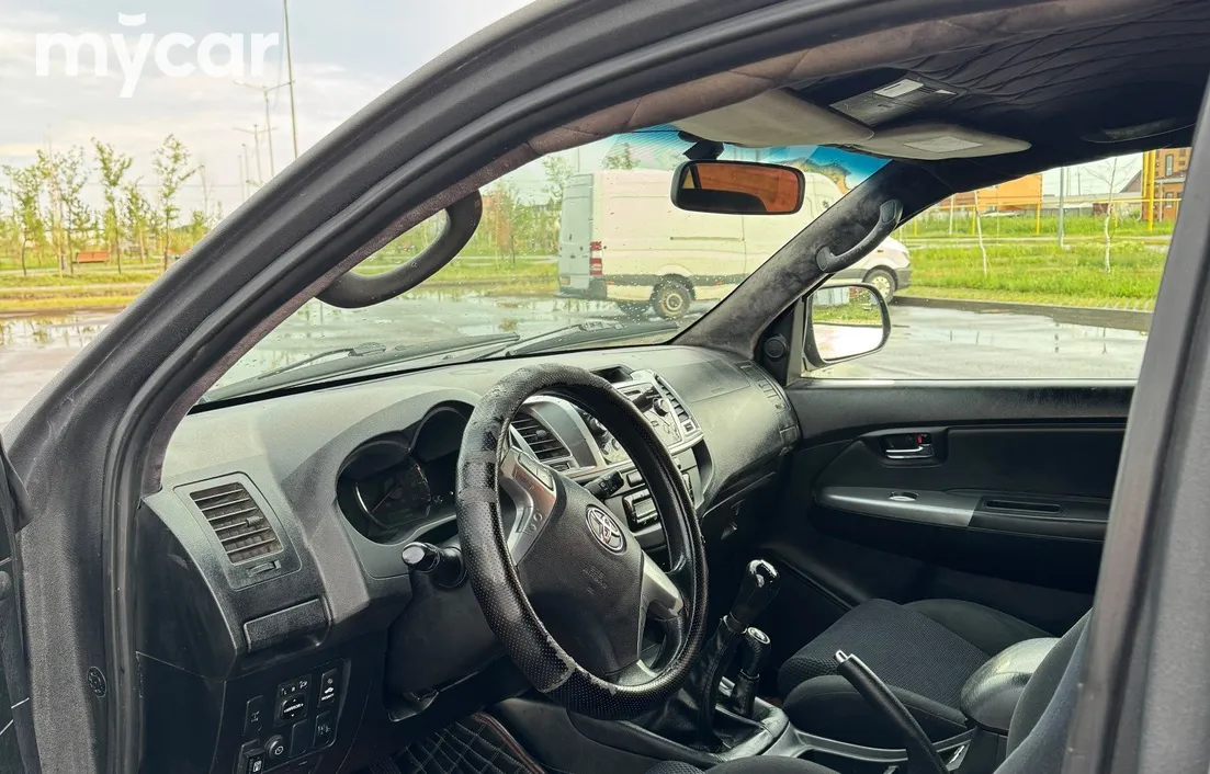 Toyota Fortuner 2014