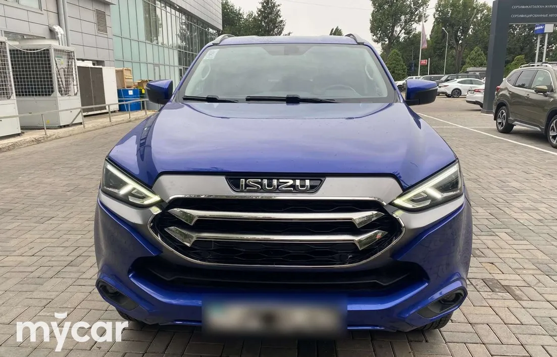 Isuzu MU-X 2020