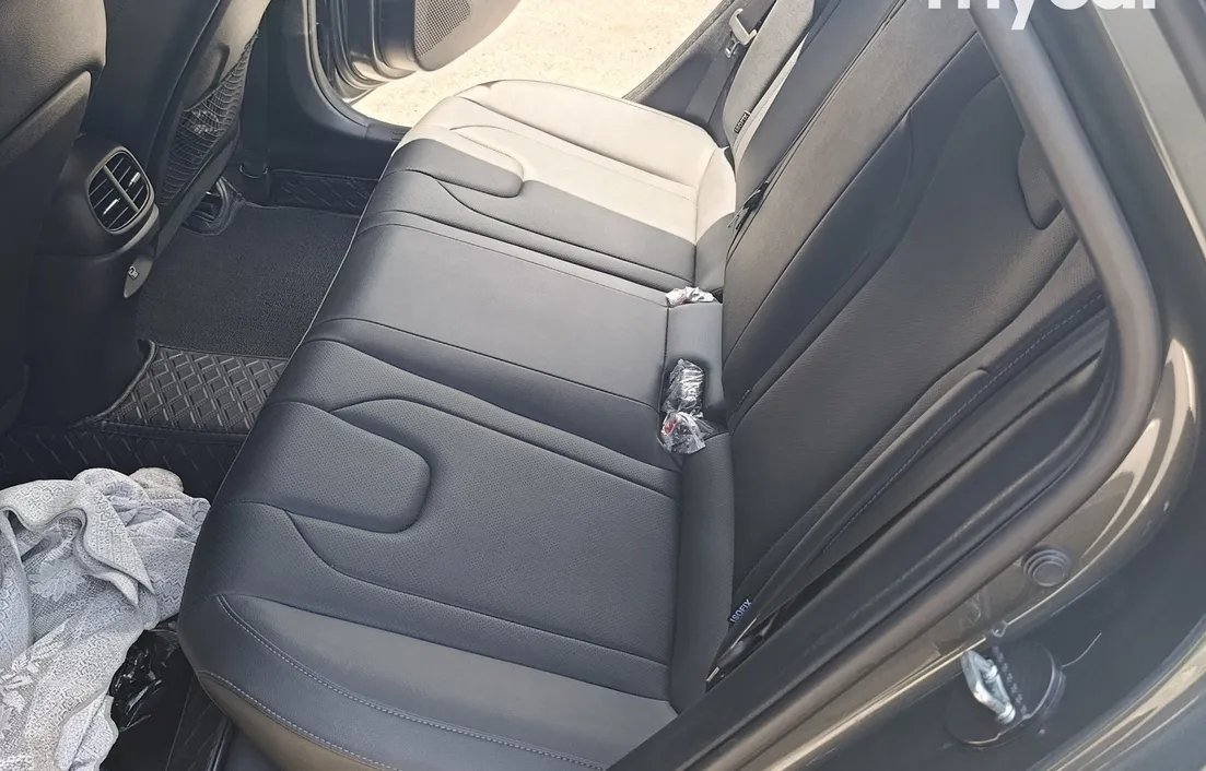 Hyundai Elantra 2024