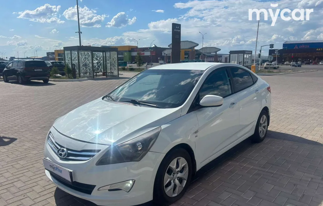 Hyundai Solaris 2015