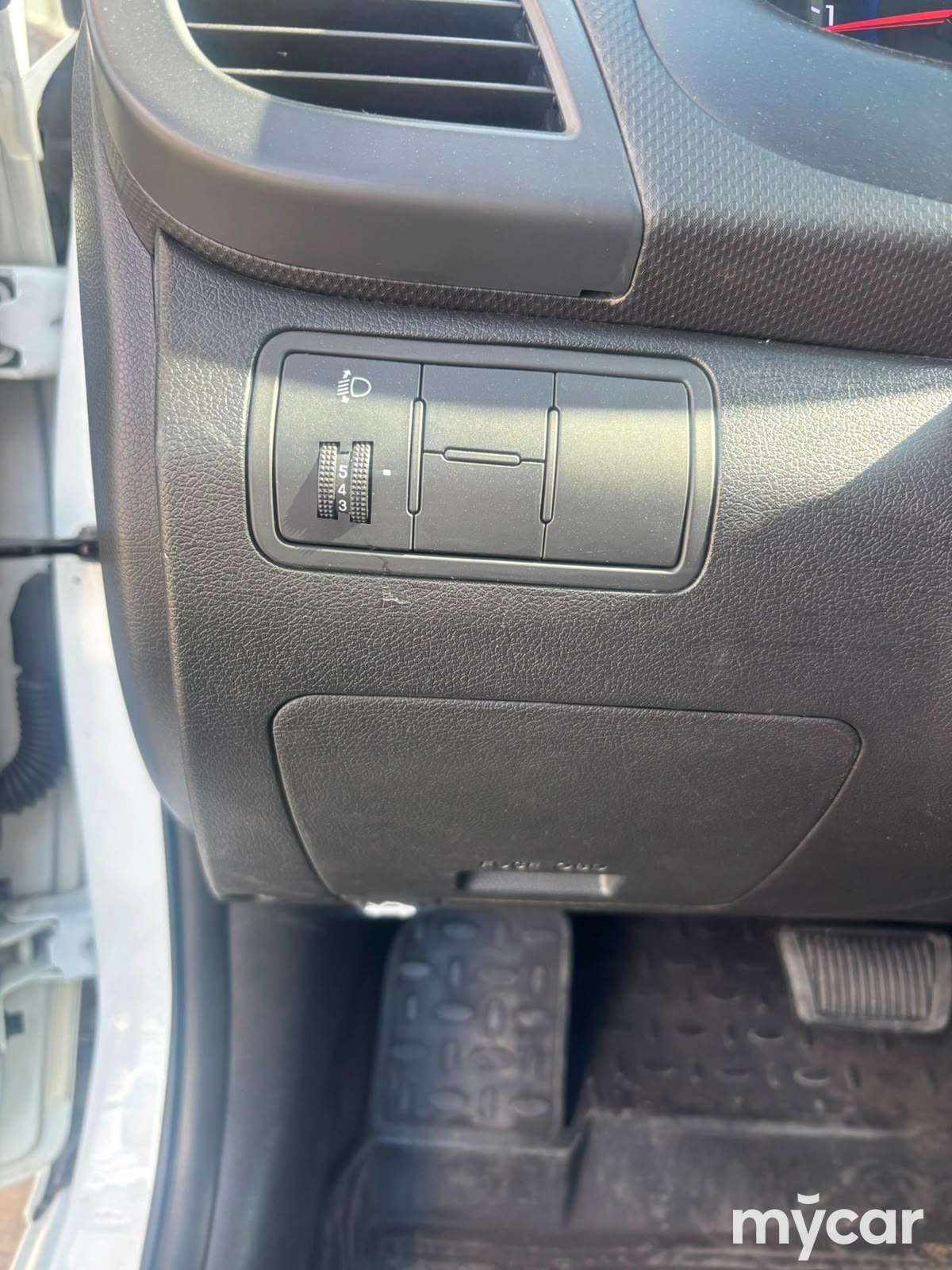 Hyundai Solaris 2015