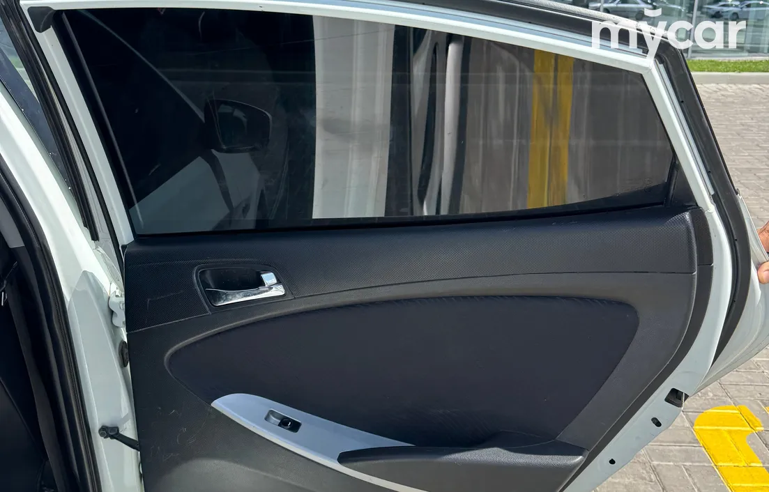 Hyundai Accent 2013