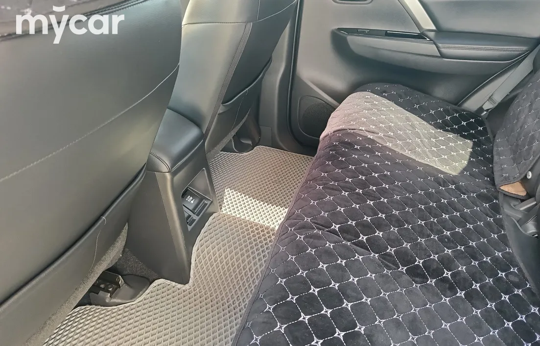 Mitsubishi Montero Sport 2020