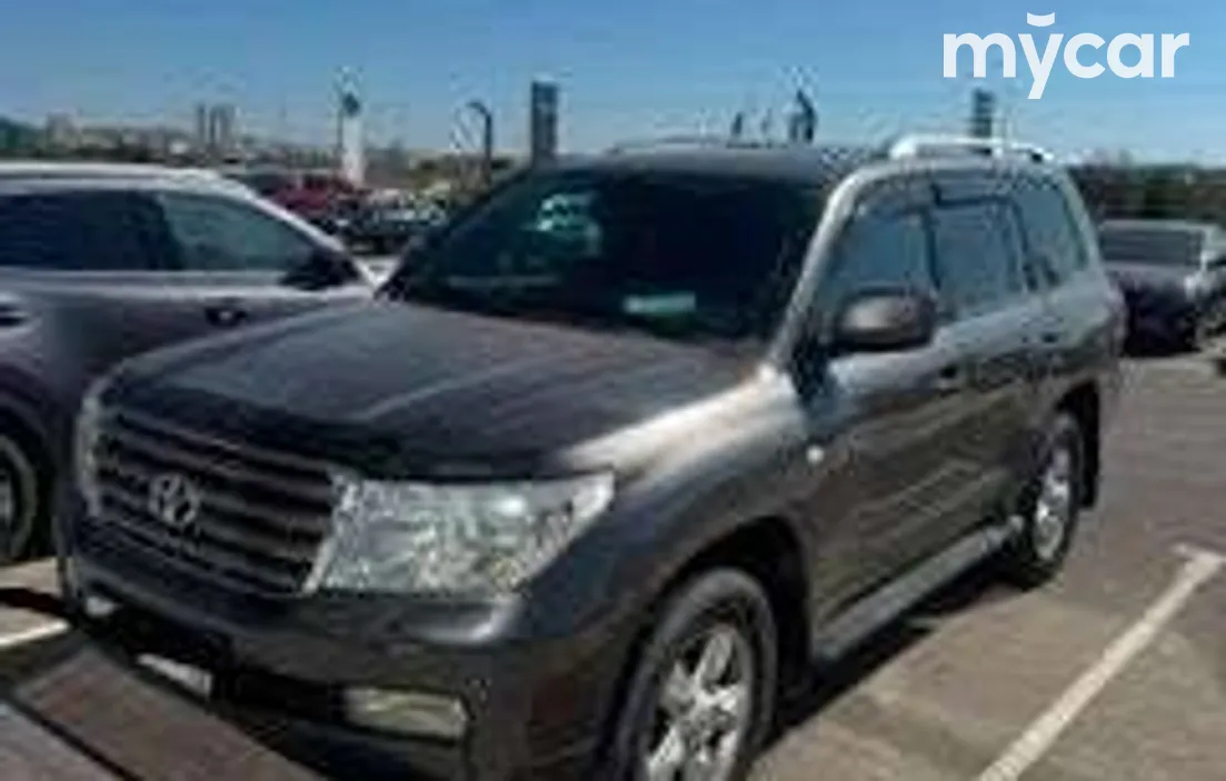 Toyota Land Cruiser 2011