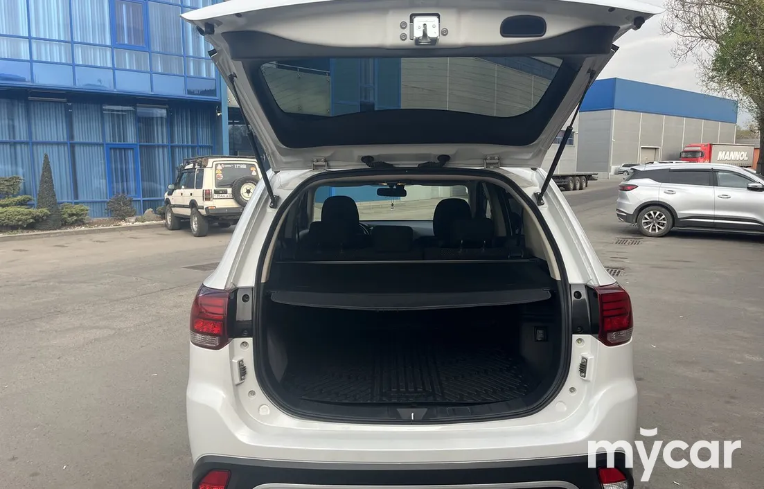 Mitsubishi Outlander 2019