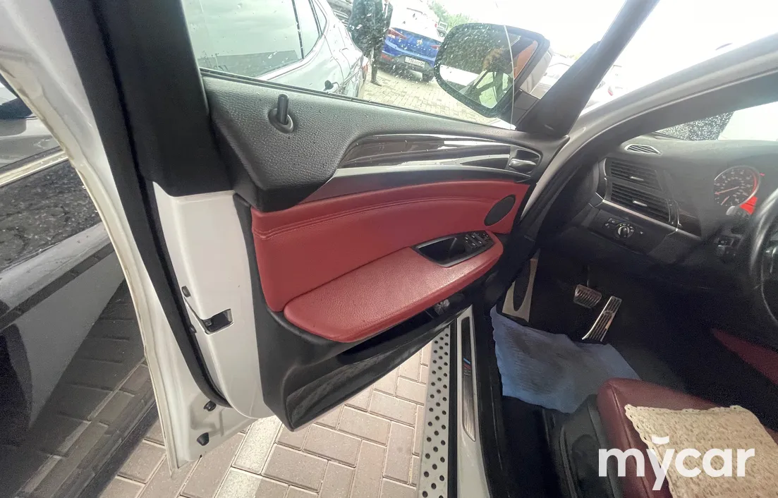 BMW X6 2012