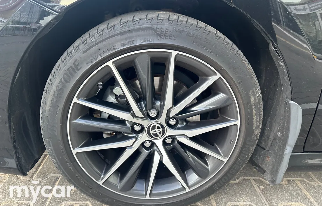 Toyota Camry 2021
