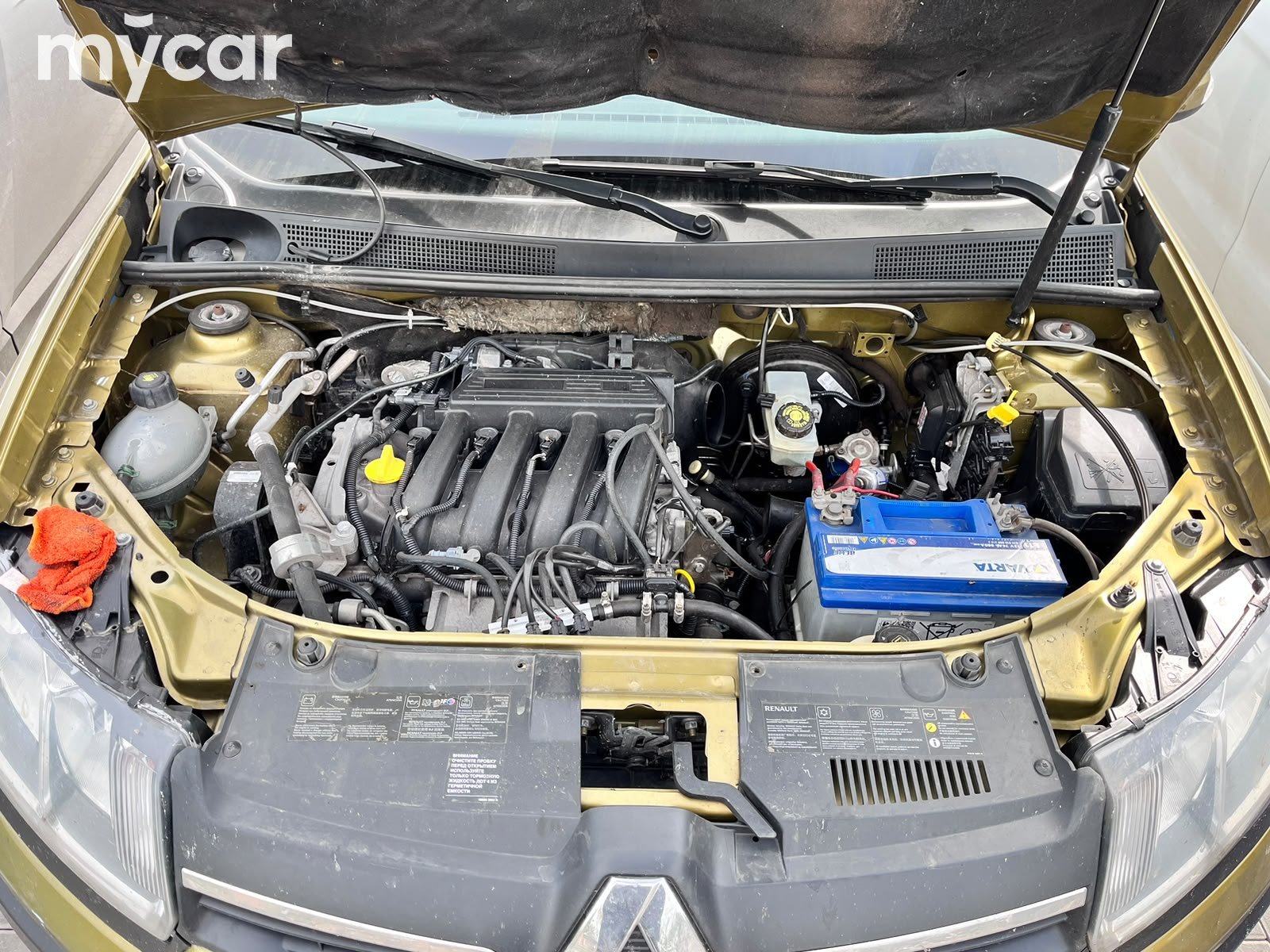 Renault Sandero 2015