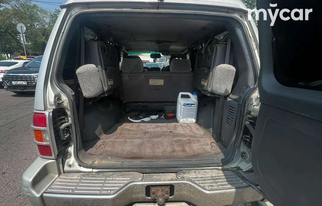 Mitsubishi Pajero 1995
