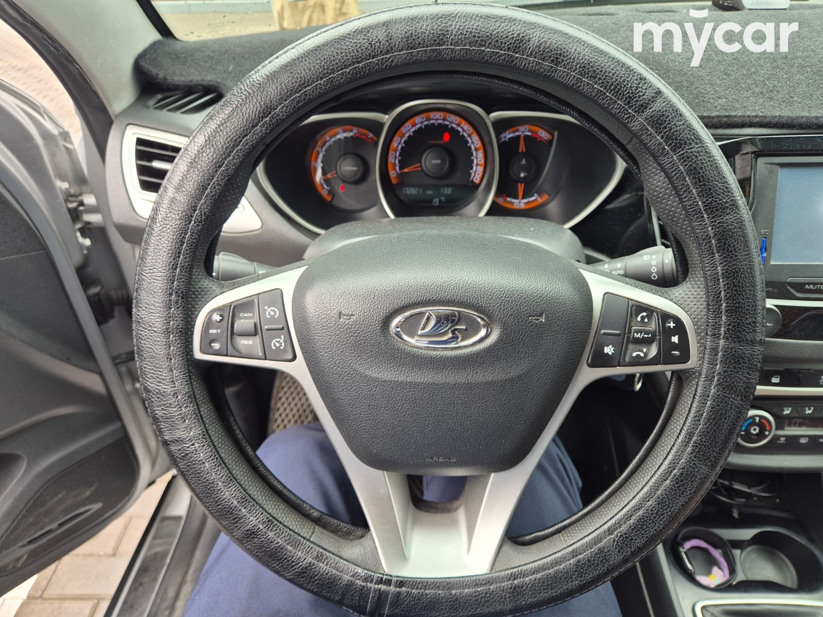 LADA Vesta SW Cross 2019