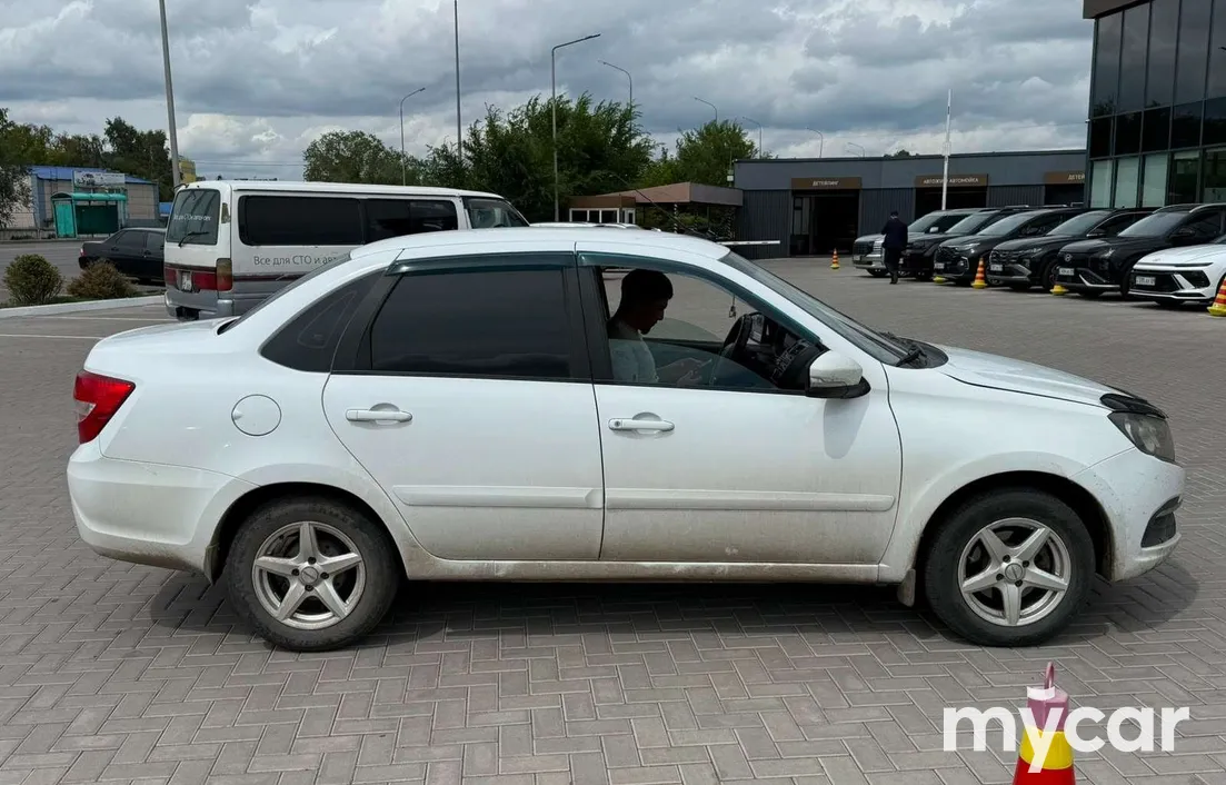 LADA Granta 2019