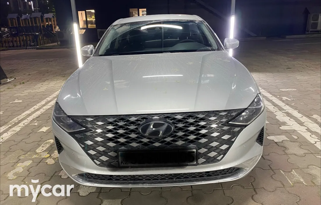 Hyundai Grandeur 2021
