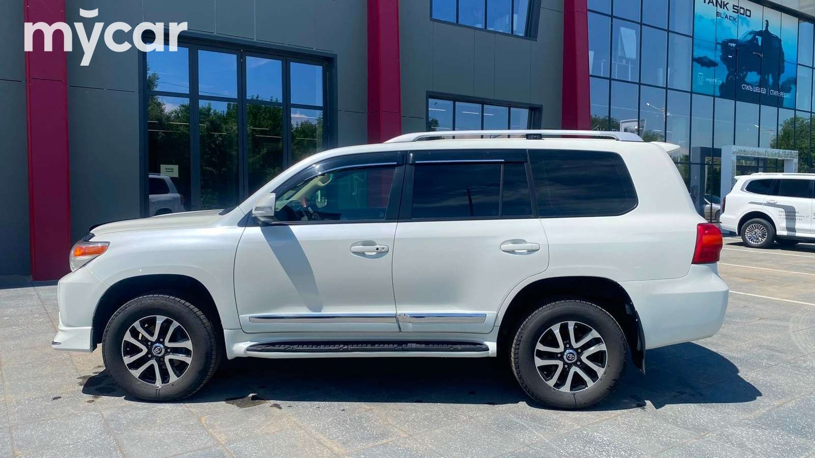 Toyota Land Cruiser 2014