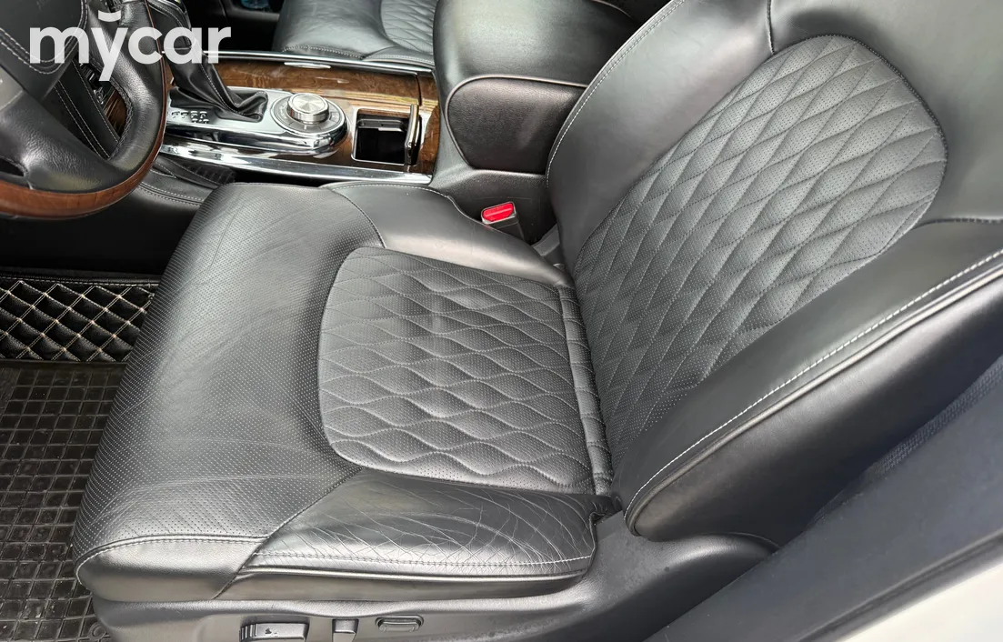 Infiniti QX80 2019