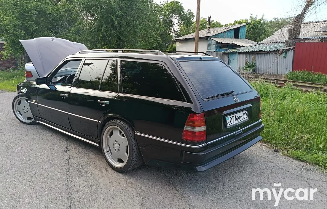 Mercedes-Benz E-Класс 1992