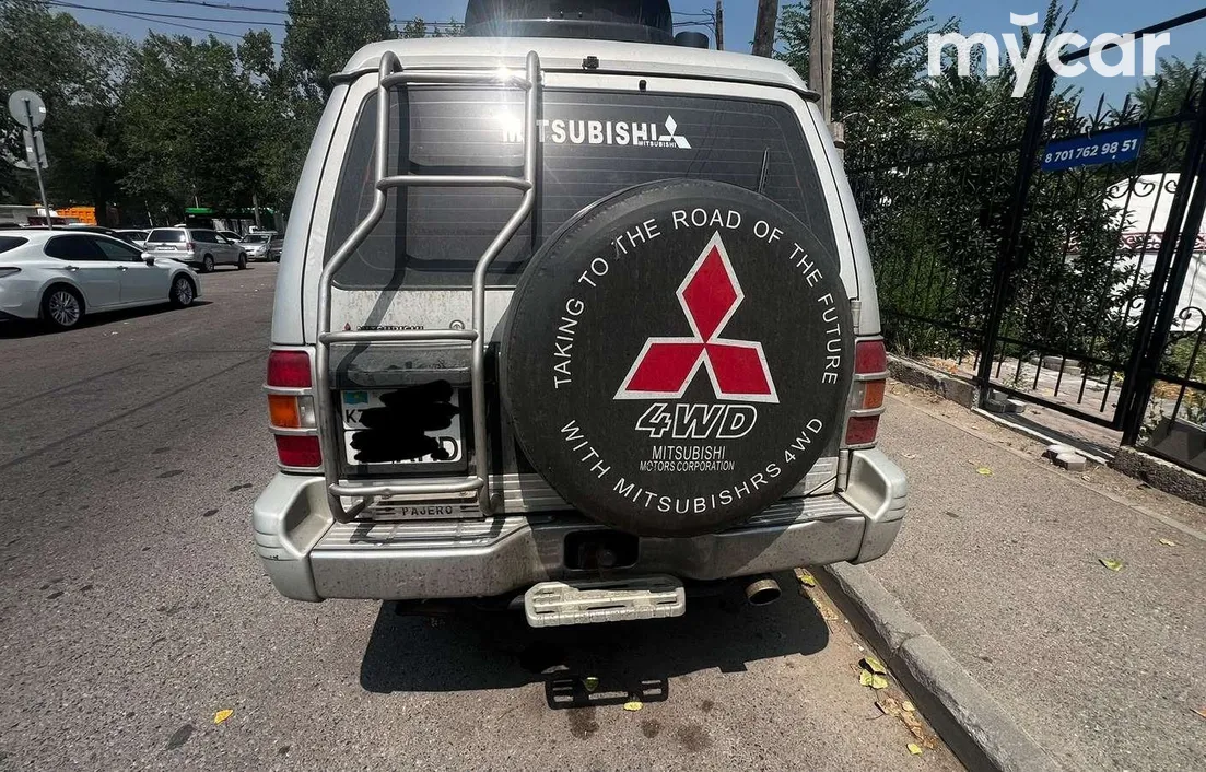 Mitsubishi Pajero 1995