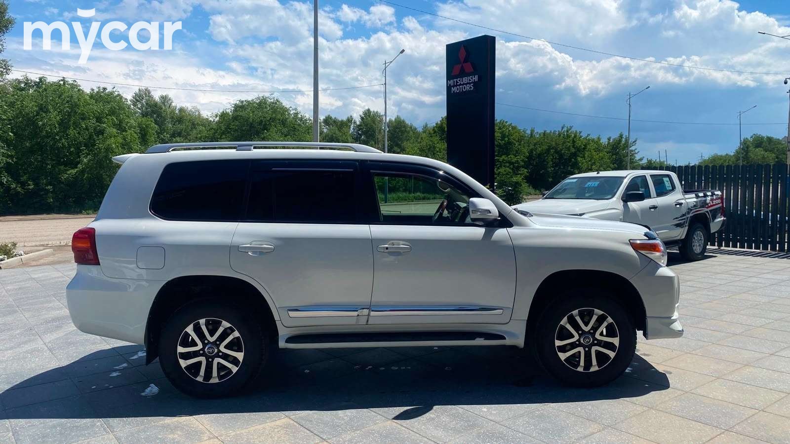 Toyota Land Cruiser 2014