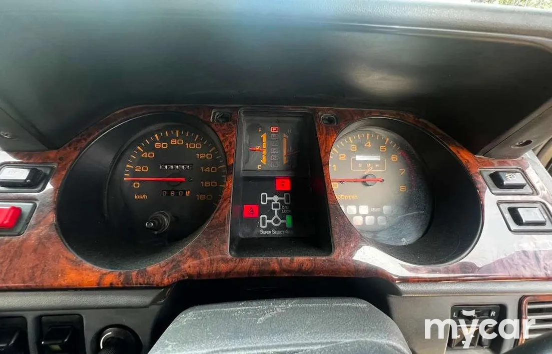 Mitsubishi Pajero 1995