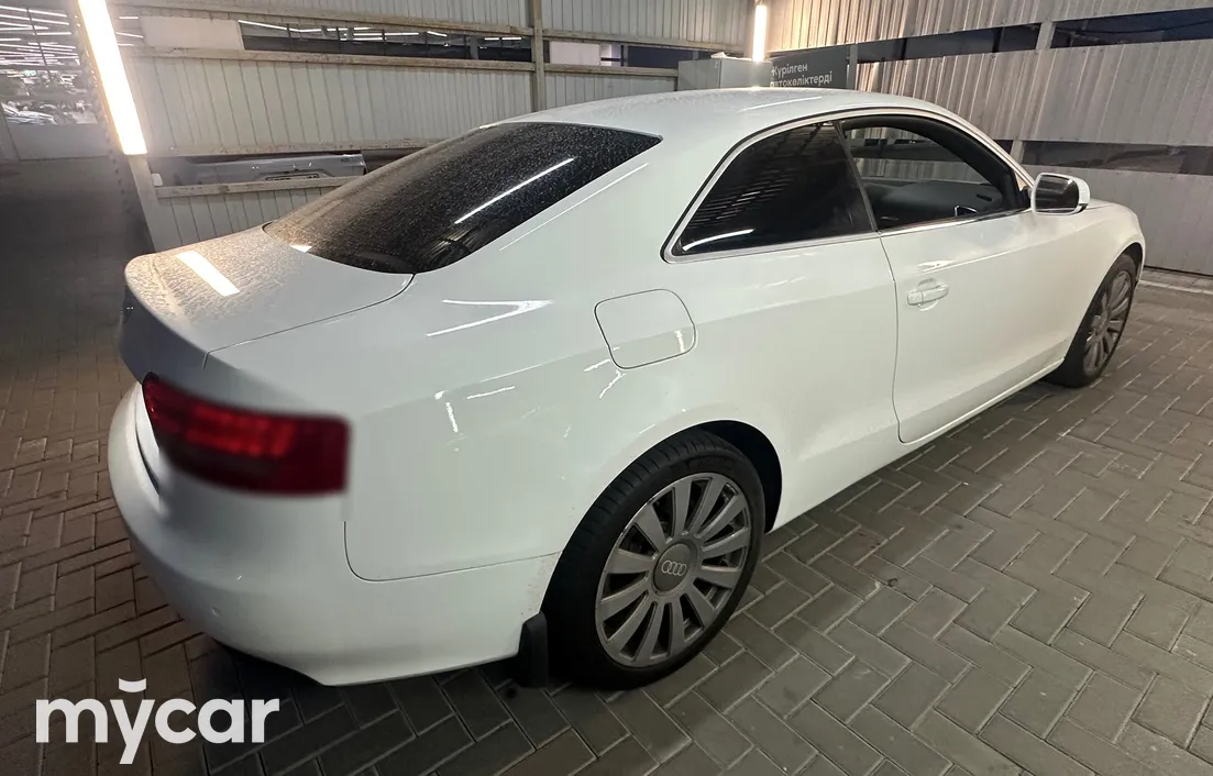 Audi A5 2011