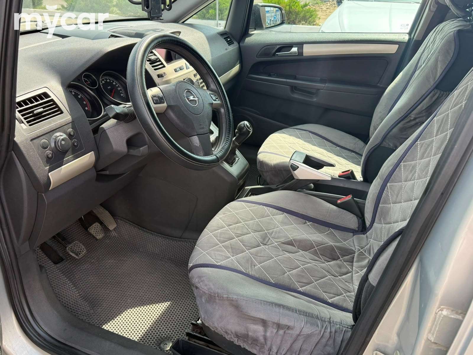Opel Zafira 2008