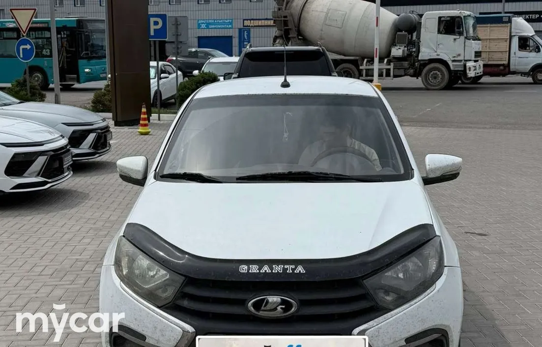 LADA Granta 2019