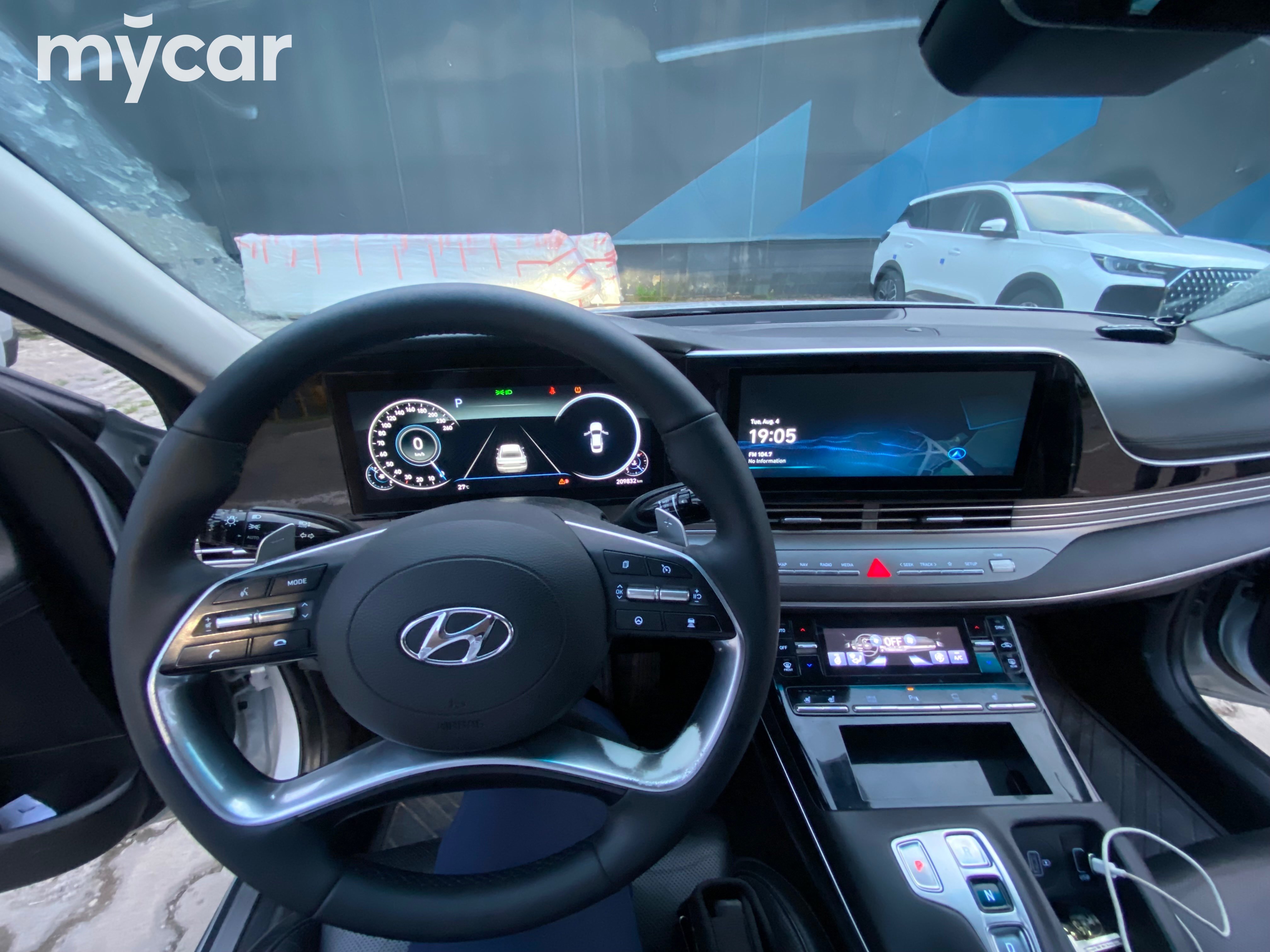 Hyundai Grandeur 2021