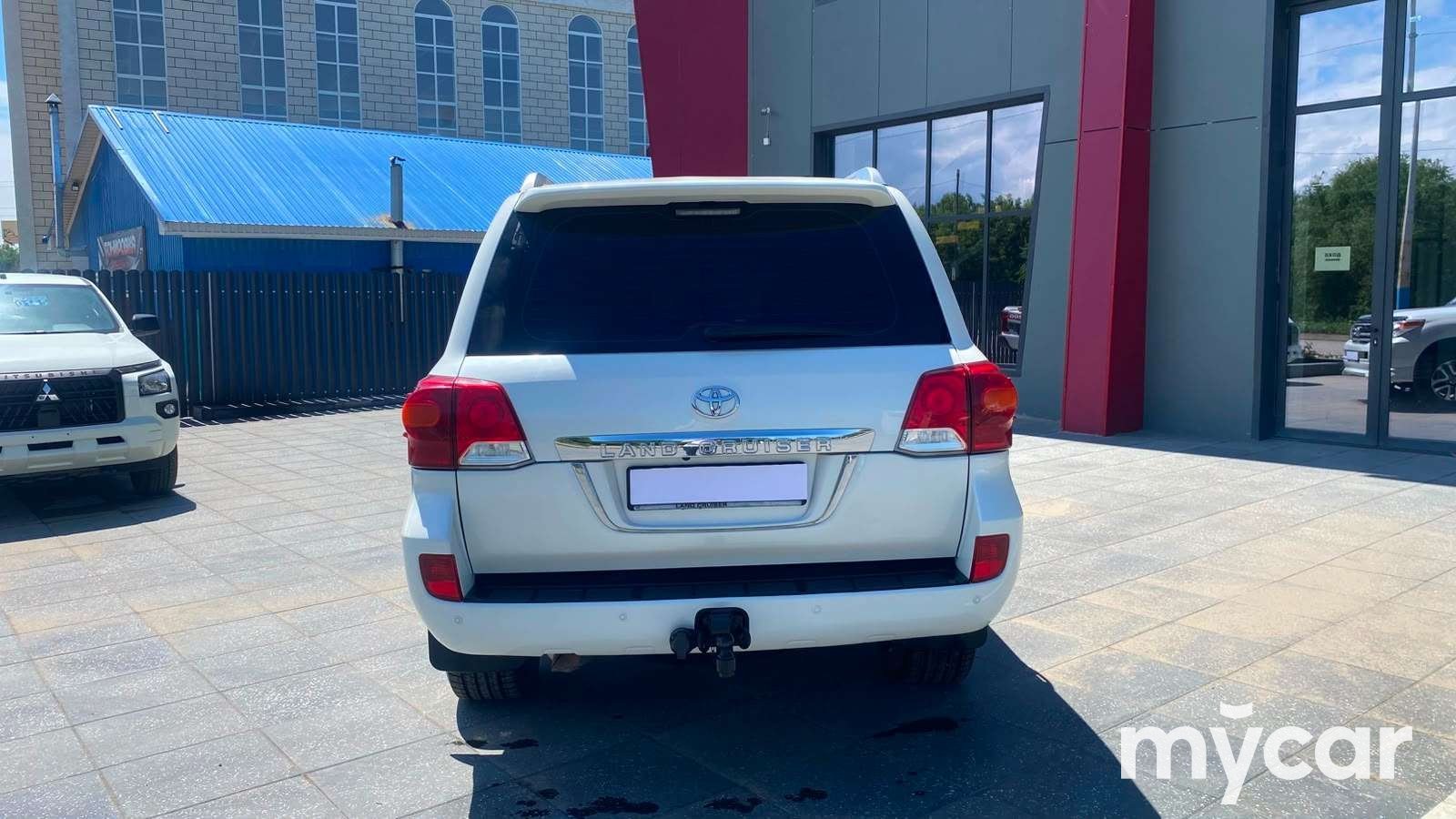 Toyota Land Cruiser 2014